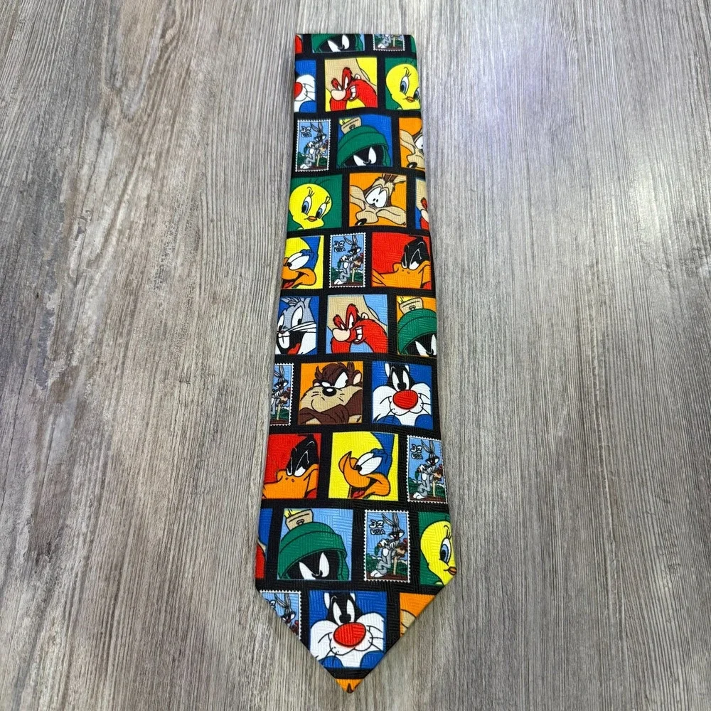 Looney Tunes Vintage 90's Stamp Collection Characters‎ Tie